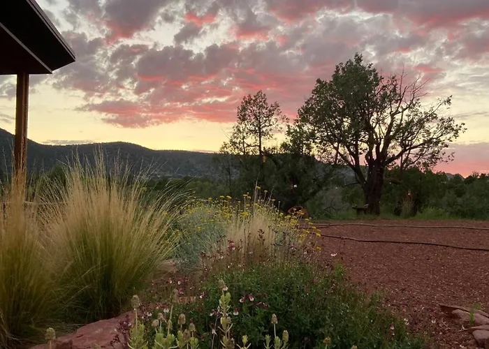 Red Canyon Casita Stargazing Red Rock Pass 1bd 1 Ba Sleeps 2 Holiday home